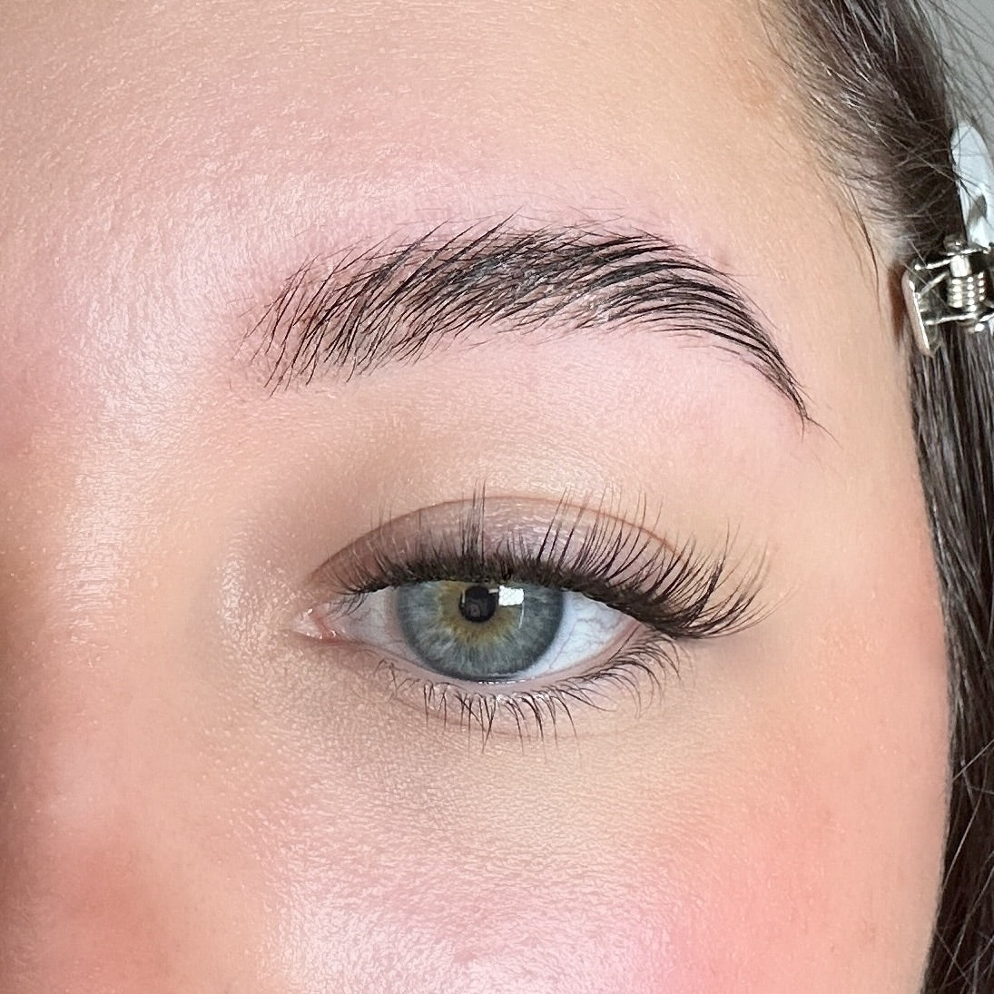 L01D - 50 Cluster Lashes | Lashflix